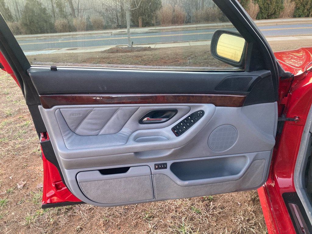Used 2001 BMW 740iL RWD image 10
