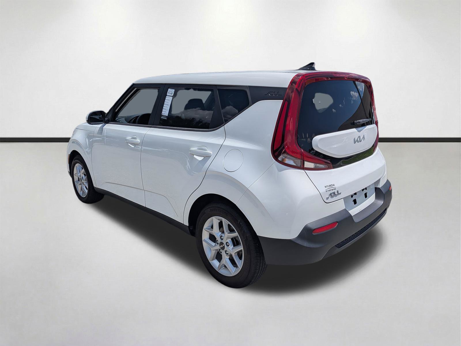 Used 2022 Kia Soul LX w/ Technology Package FWD image 6