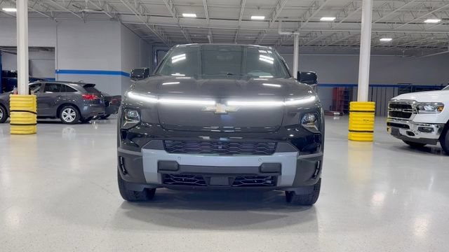 New 2026 Chevrolet Silverado EV LT AWD/4WD image 24