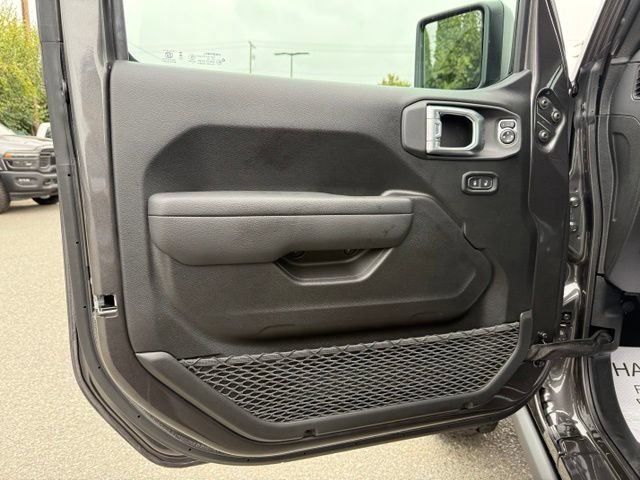New 2026 Jeep Gladiator Mojave AWD/4WD image 17