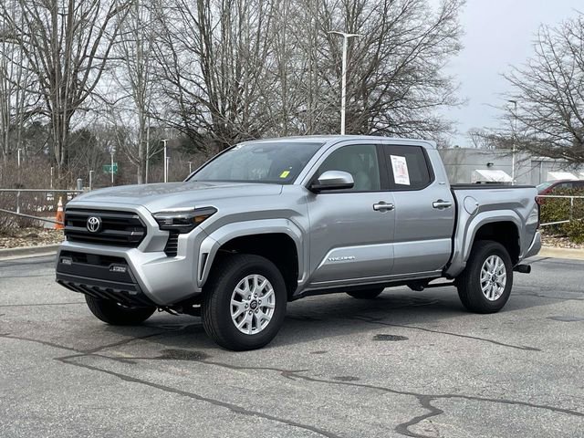 Used 2025 Toyota Tacoma SR5 image 1