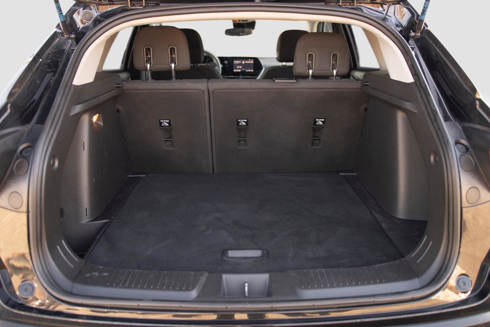 Used 2024 Chevrolet Trax LS w/ LS Convenience Package image 14