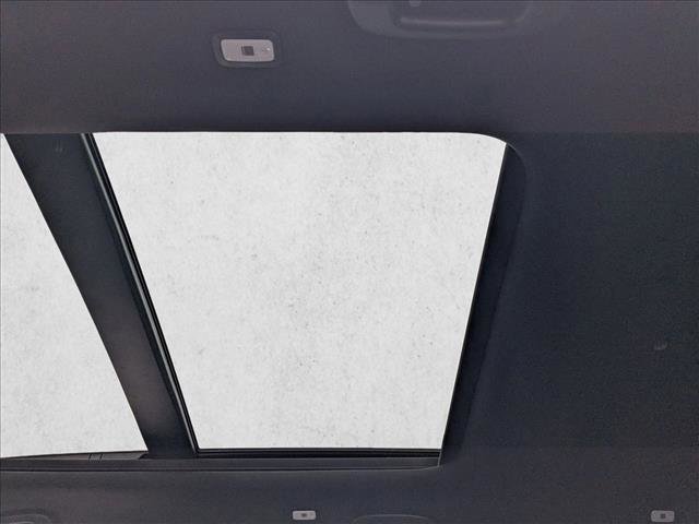 Used 2023 Honda Pilot TrailSport image 21