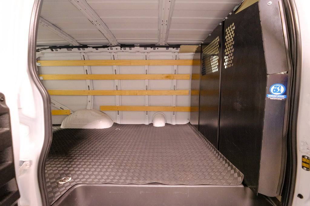 Used 2024 GMC Savana 2500 w/ Driver Convenience Package image 23