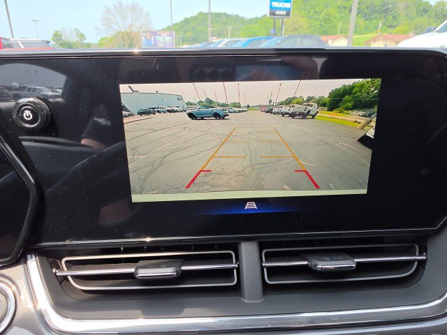 New 2026 Chevrolet Trax ACTIV w/ Sunroof Package FWD image 38