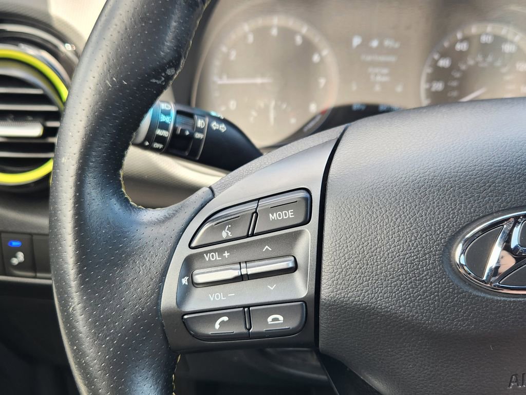 Used 2018 Hyundai Kona Limited AWD/4WD image 26