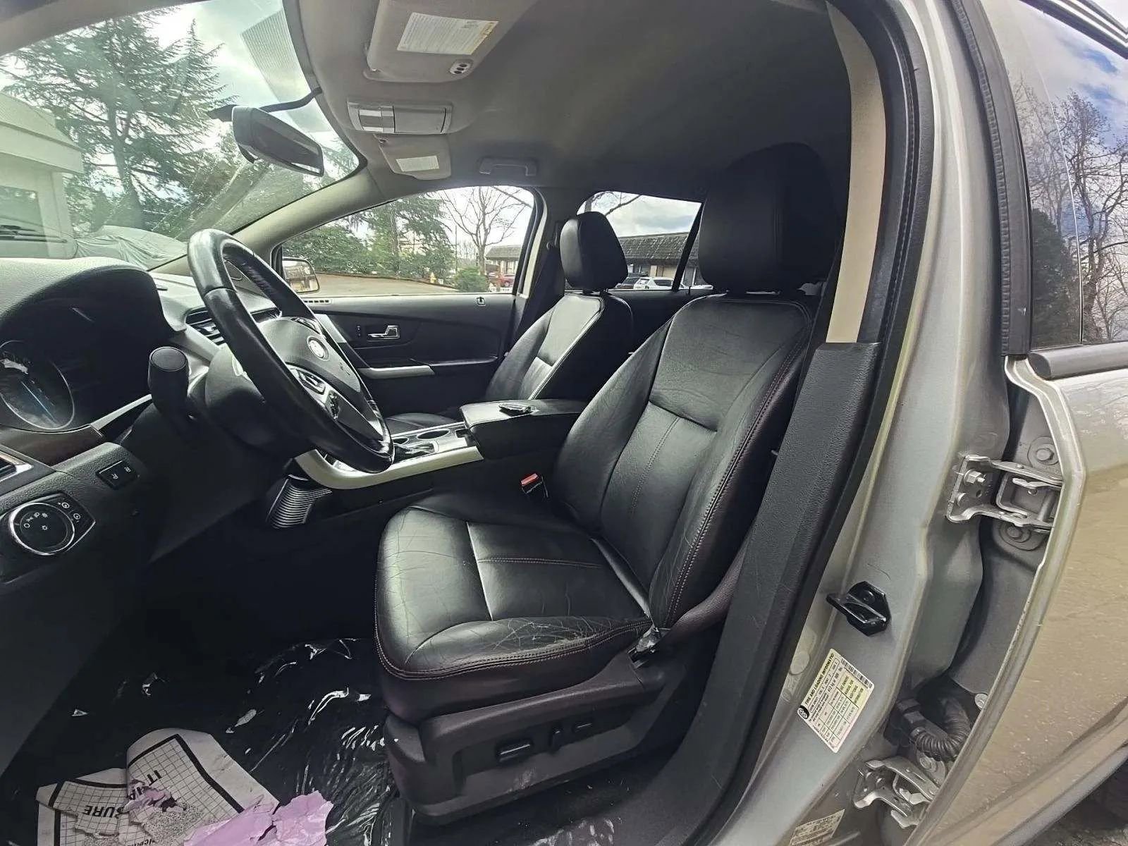 Used 2013 Ford Edge Limited w/ Driver Entry Pkg AWD/4WD image 4