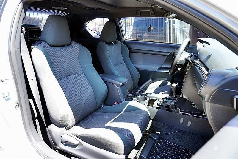 Used 2013 Scion tC FWD image 13