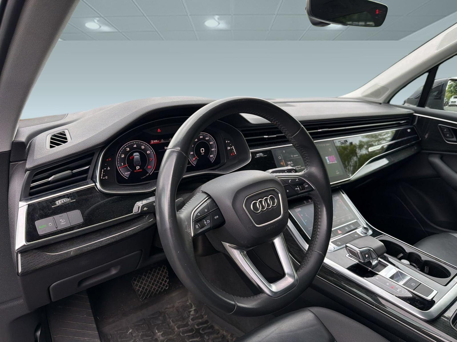 Used 2020 Audi Q7 3.0T Premium Plus w/ Premium Plus Package AWD/4WD image 4