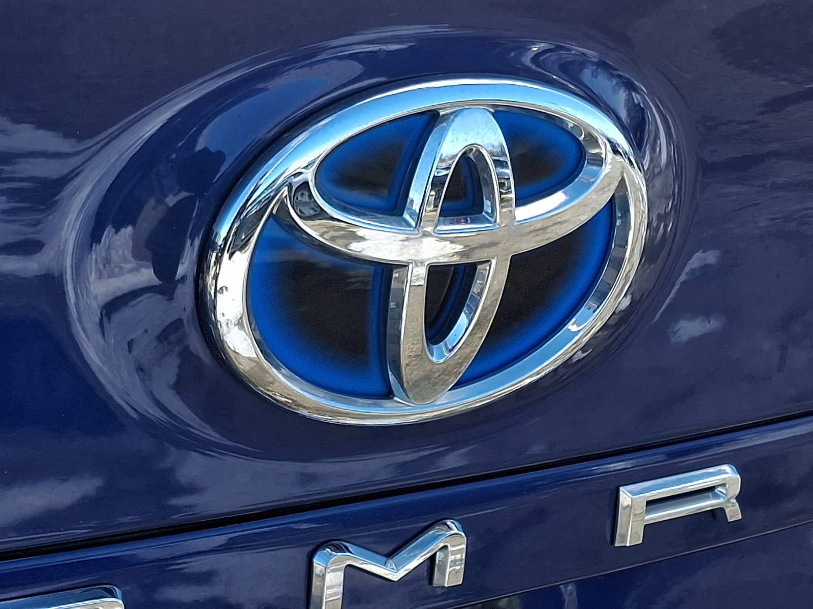 Used 2018 Toyota Camry LE image 28