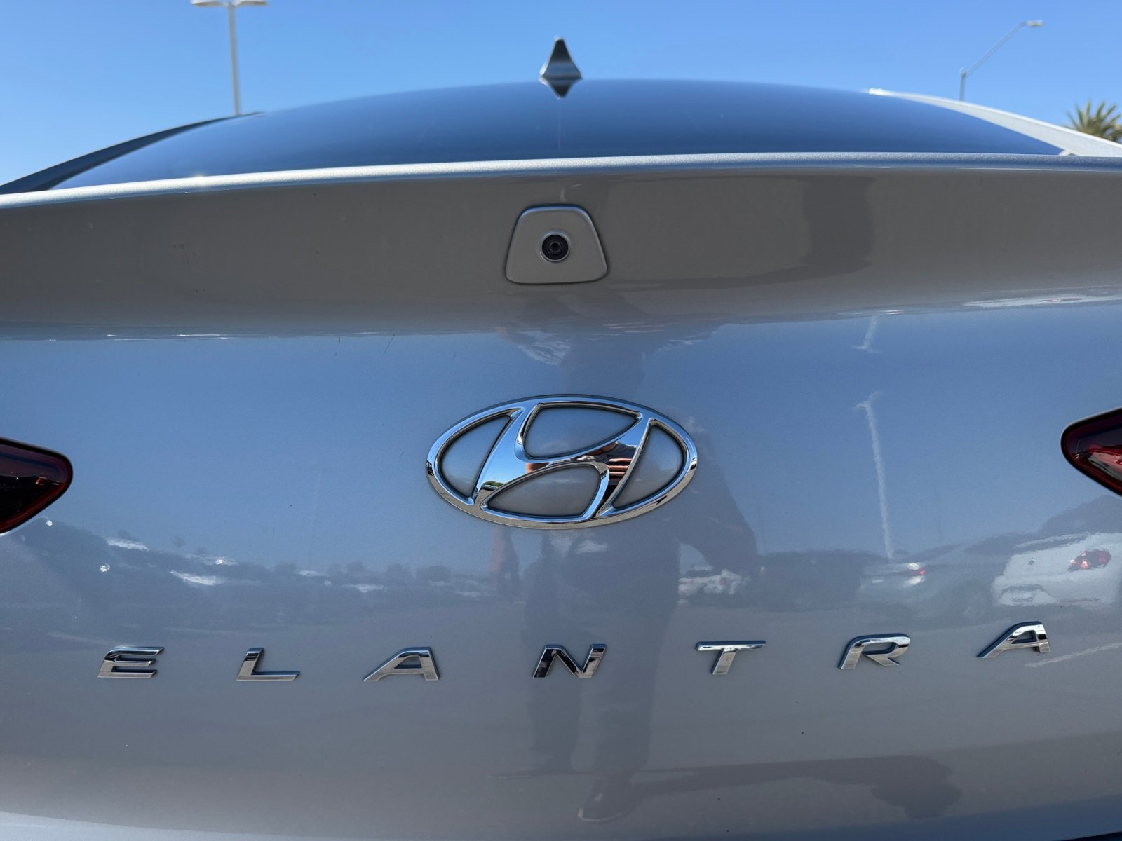 Used 2020 Hyundai Elantra SEL image 24