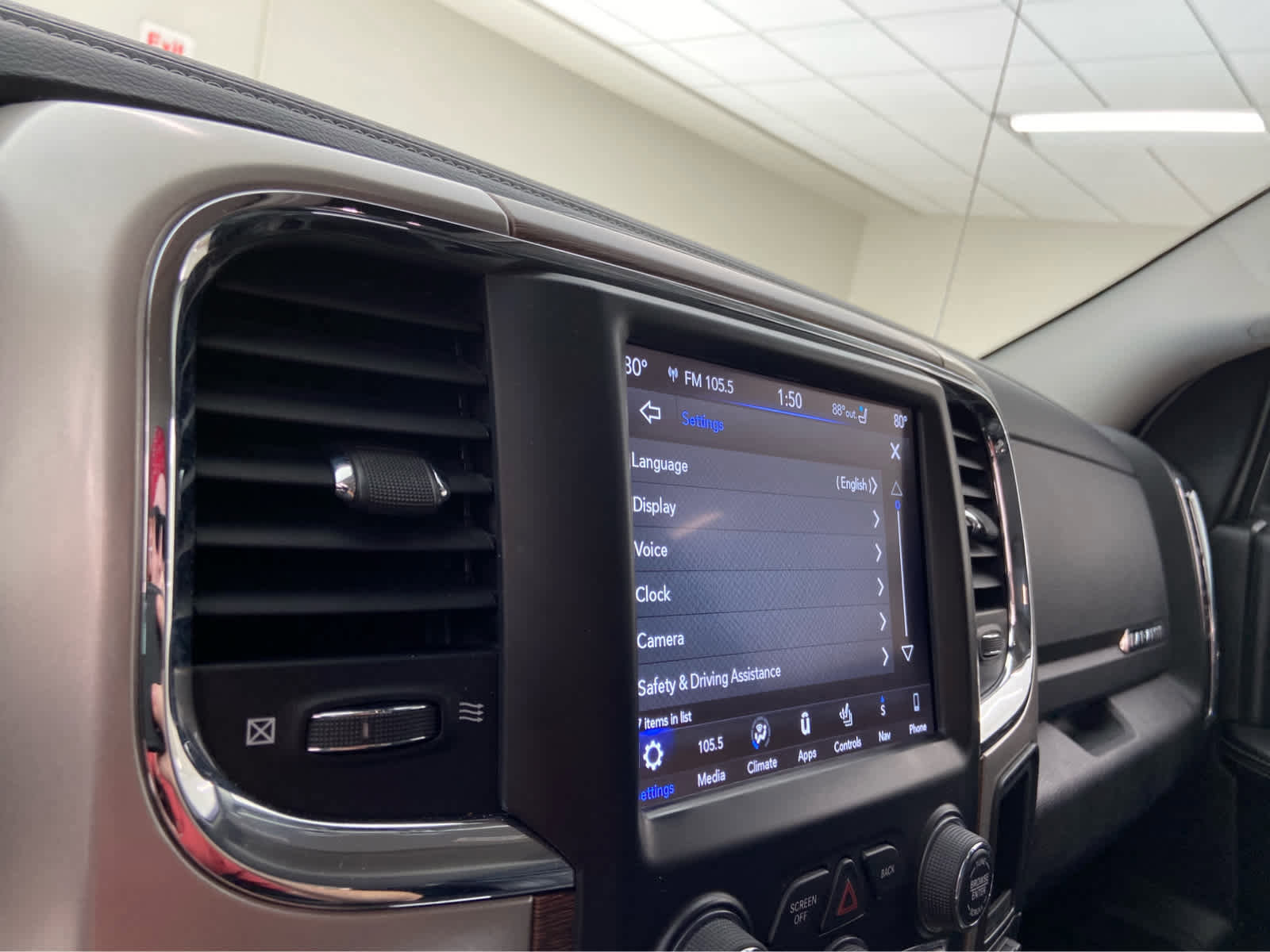 Used 2018 RAM 1500 Laramie w/ Convenience Group image 23