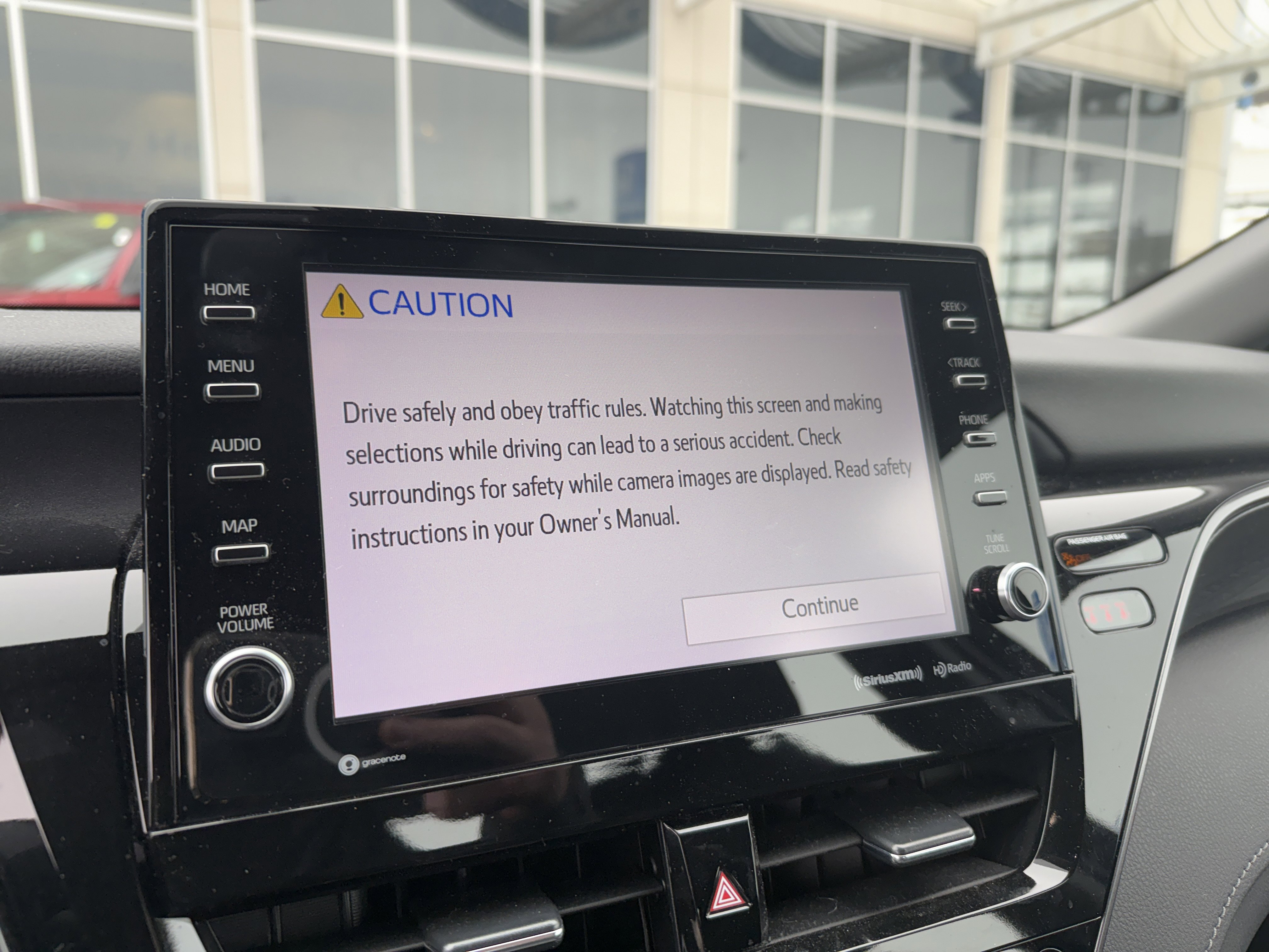 Used 2023 Toyota Camry XLE image 10