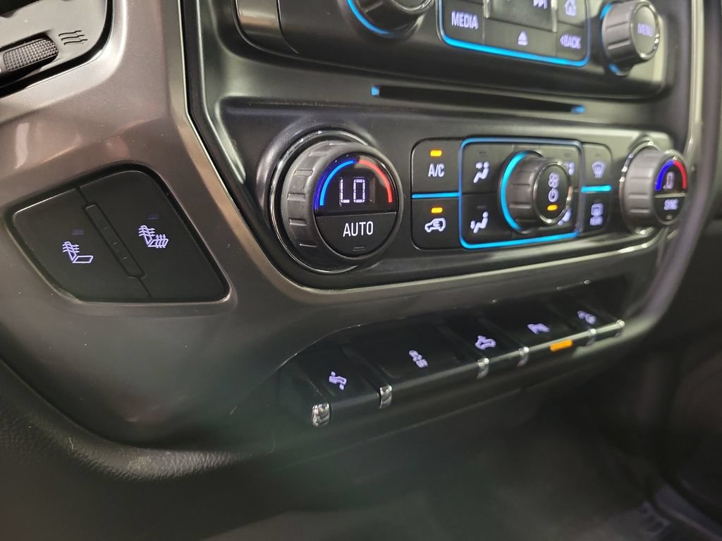 Used 2018 Chevrolet Silverado 1500 LT w/ All Star Edition AWD/4WD image 16