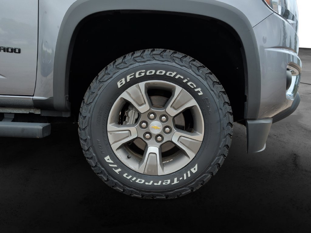 Used 2019 Chevrolet Colorado Z71 AWD/4WD image 9