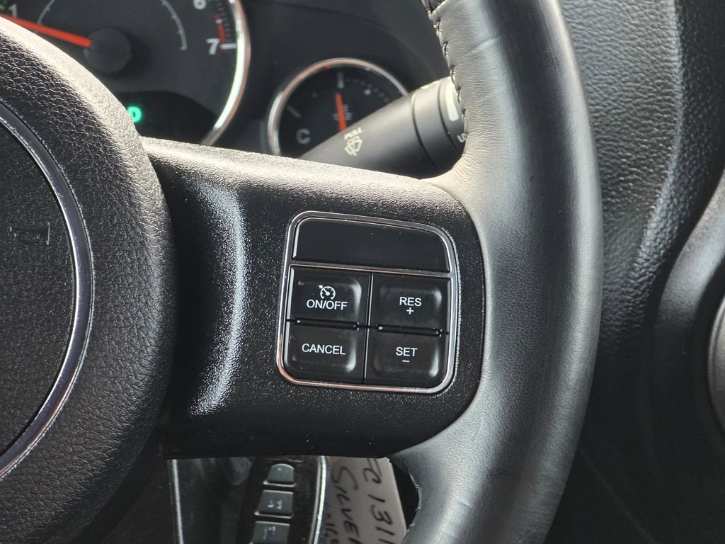 Used 2018 Jeep Wrangler Unlimited Sport w/ Connectivity Group image 15