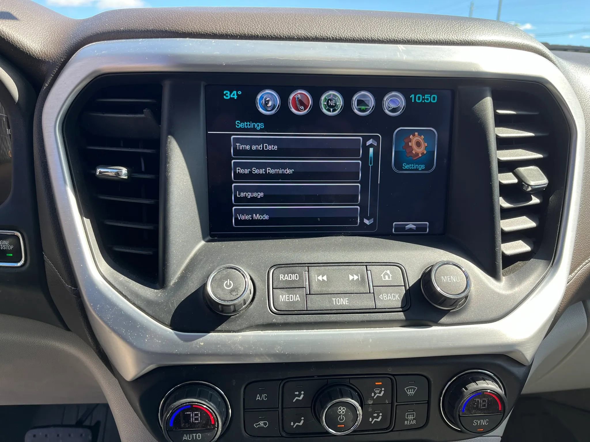 Used 2019 GMC Acadia SLT image 24