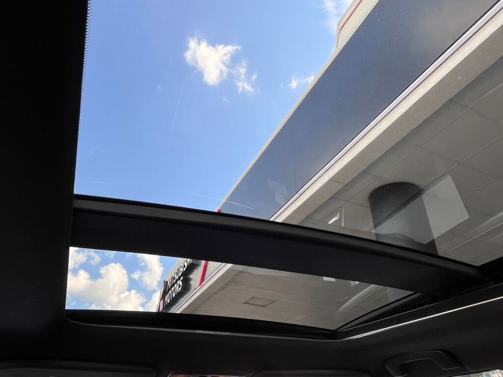 New 2025 Mitsubishi Outlander SEL Black Edition image 24