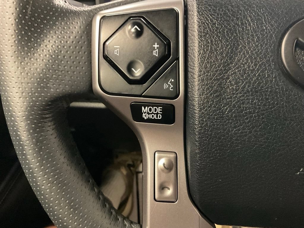 Used 2022 Toyota 4Runner TRD Sport AWD/4WD image 23