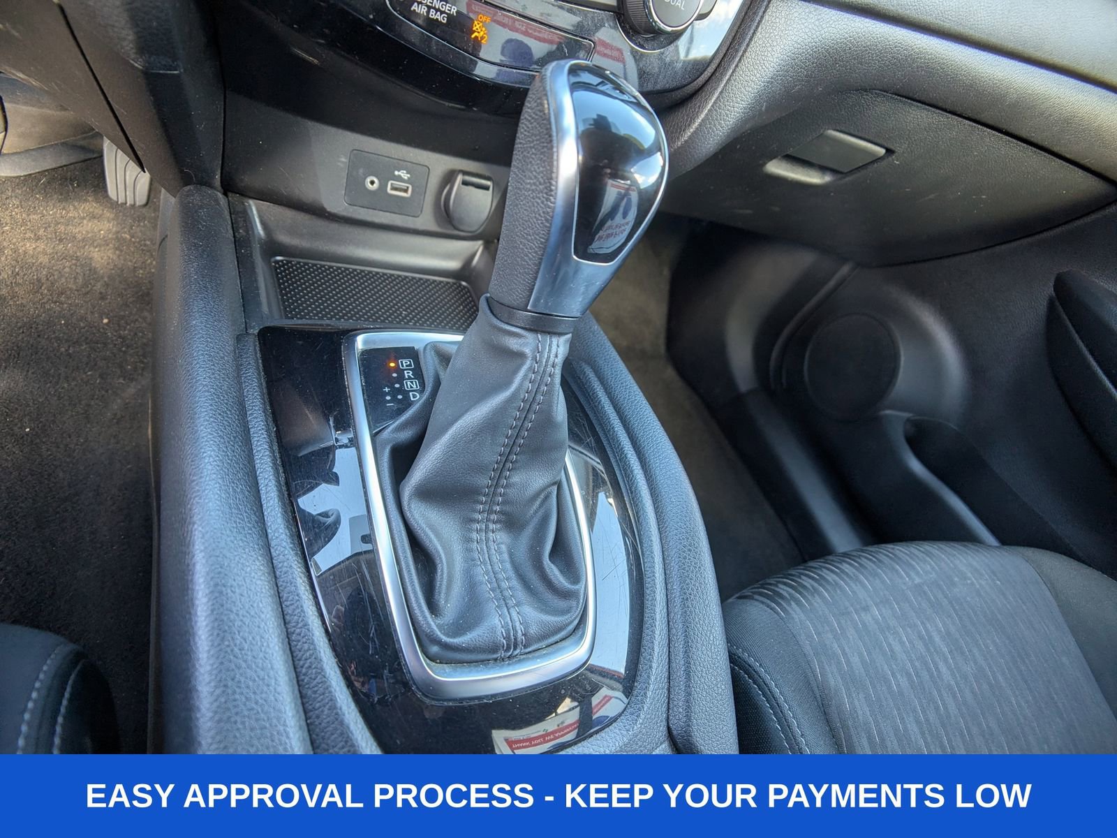 Used 2019 Nissan Rogue SV image 27