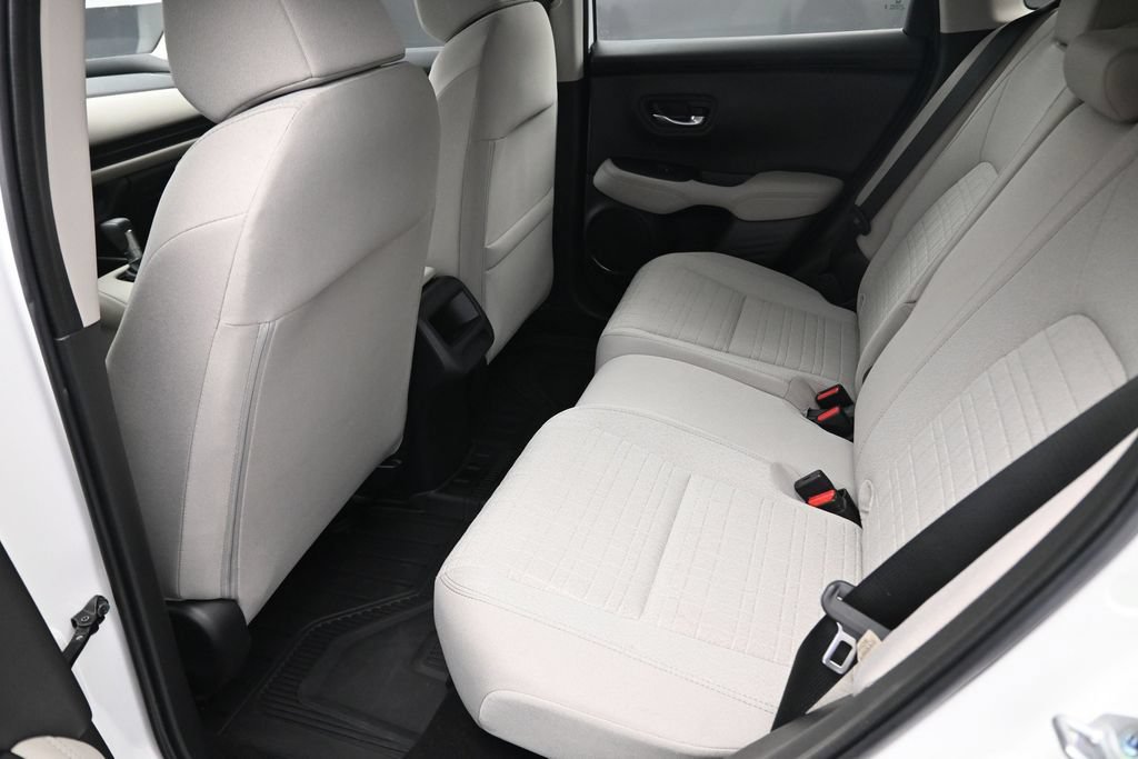 Used 2025 Honda HR-V LX image 21