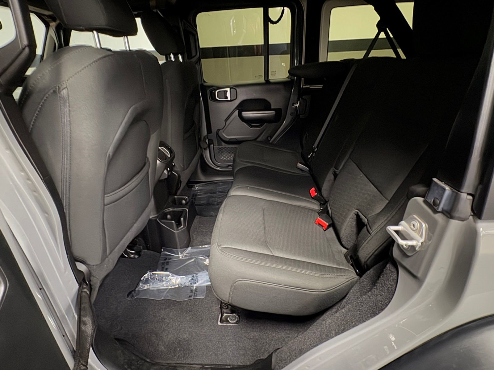 Used 2019 Jeep Wrangler Unlimited Sport AWD/4WD image 34