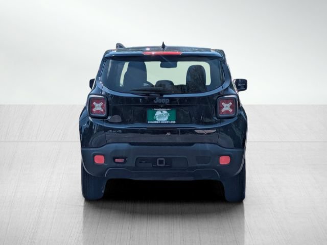 Used 2016 Jeep Renegade Trailhawk w/ Premium Trailhawk Package AWD/4WD image 5