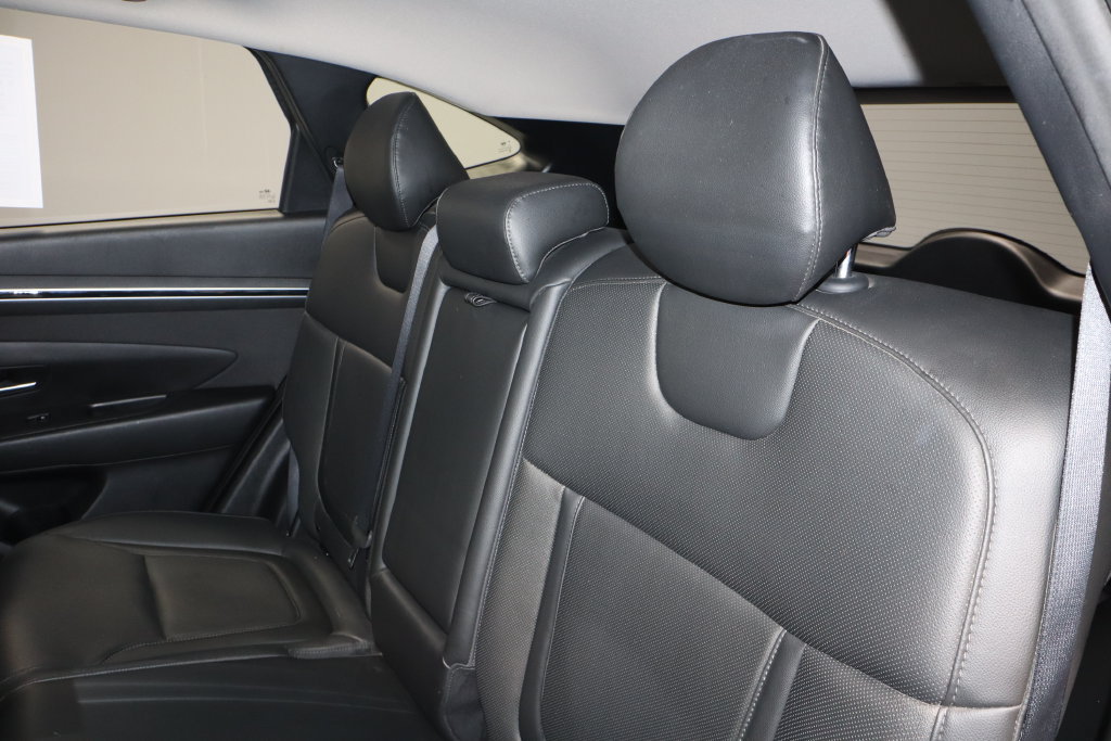 Used 2023 Hyundai Tucson SEL w/ Convenience Package AWD/4WD image 18