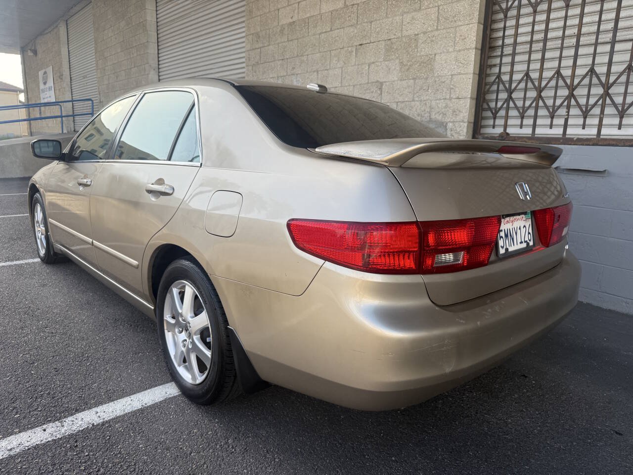 Used 2005 Honda Accord EX image 4