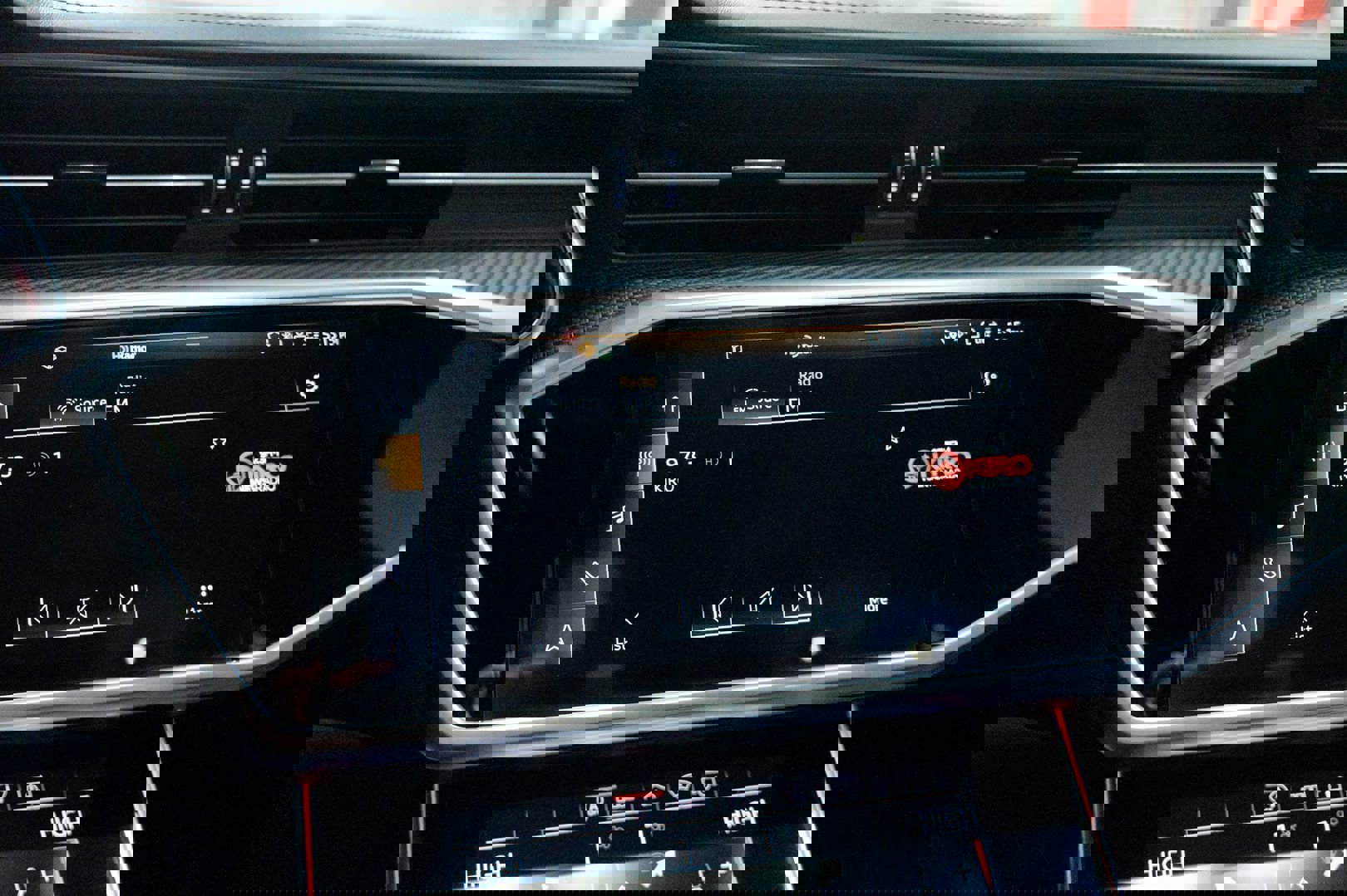 Used 2021 Audi RS 6 w/ Executive Package image 48