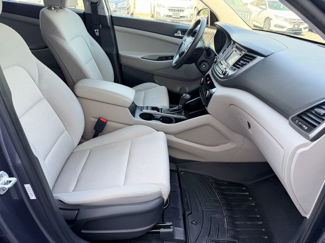 Used 2018 Hyundai Tucson SE AWD/4WD image 16