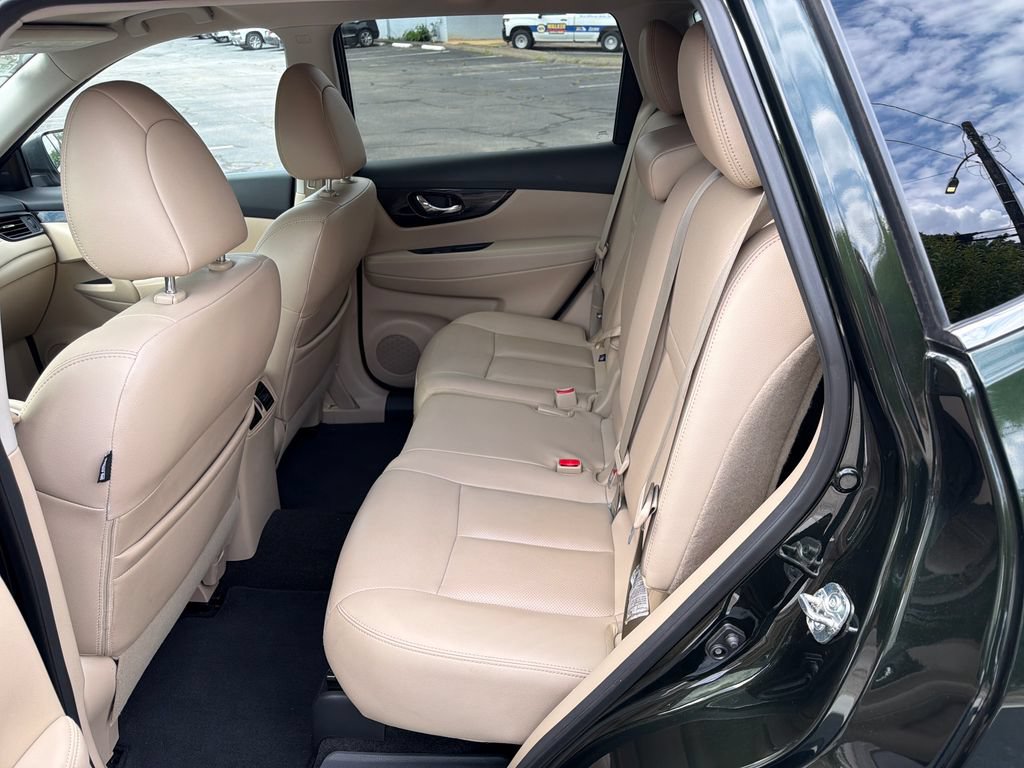 Used 2019 Nissan Rogue SL w/ Premium Package AWD/4WD image 38