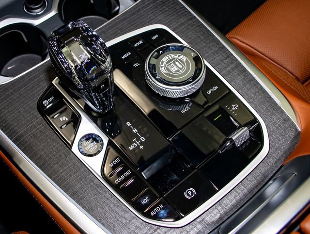 New 2026 BMW ALPINA XB7 AWD/4WD image 18