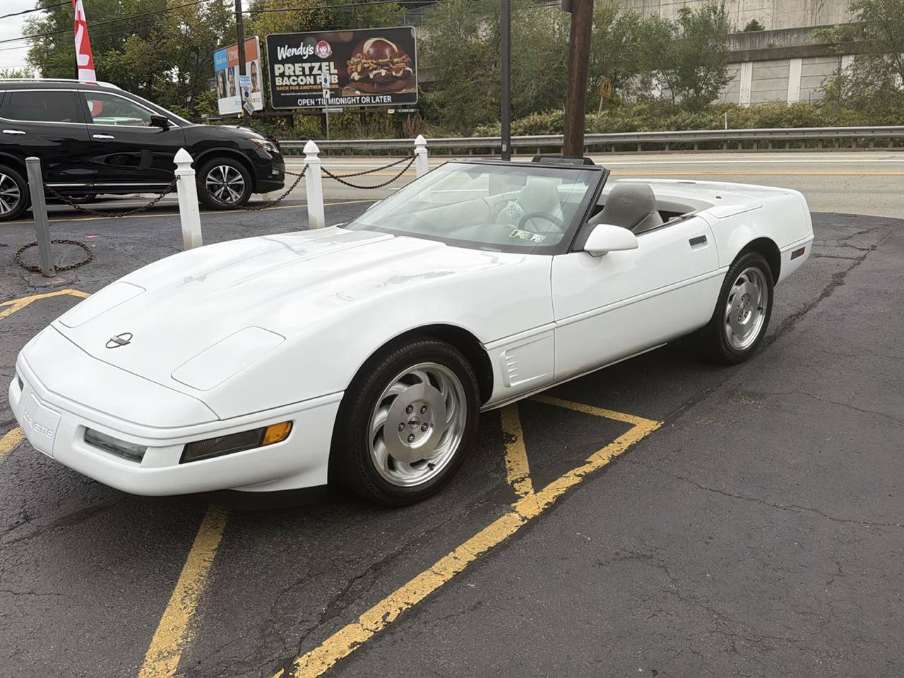 Used 1996 Chevrolet Corvette Convertible RWD image 6