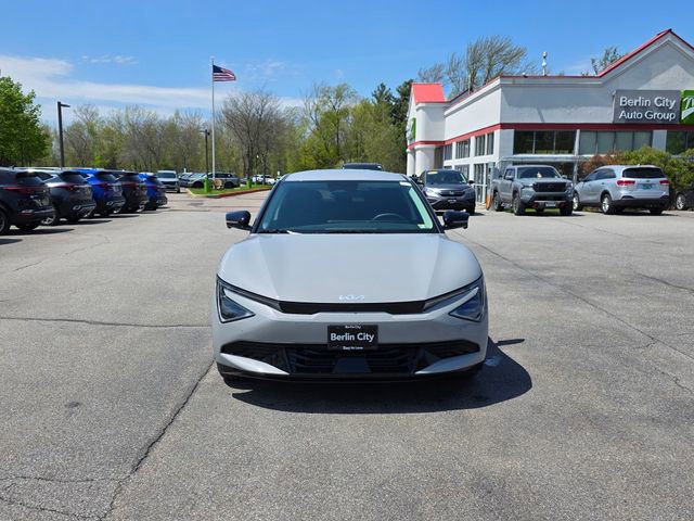 New 2026 Kia EV6 Light AWD/4WD image 2