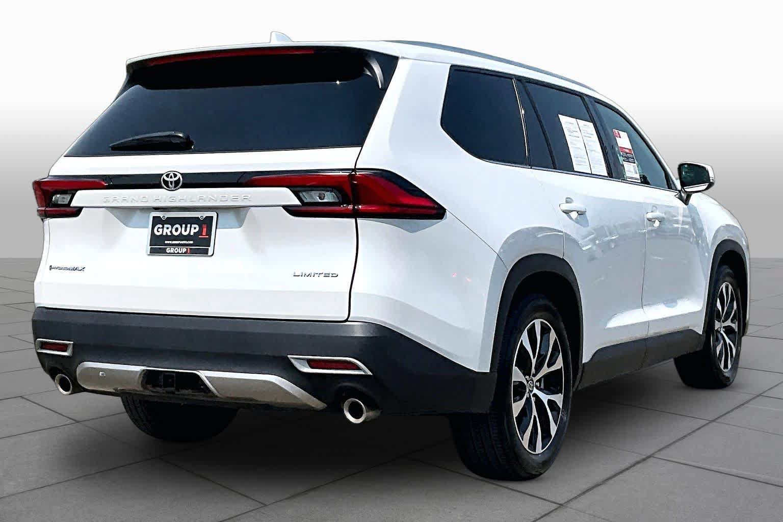 Certified 2024 Toyota Grand Highlander AWD Hybrid image 12