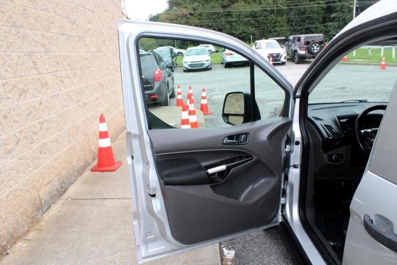 Used 2019 Ford Transit Connect XLT image 18