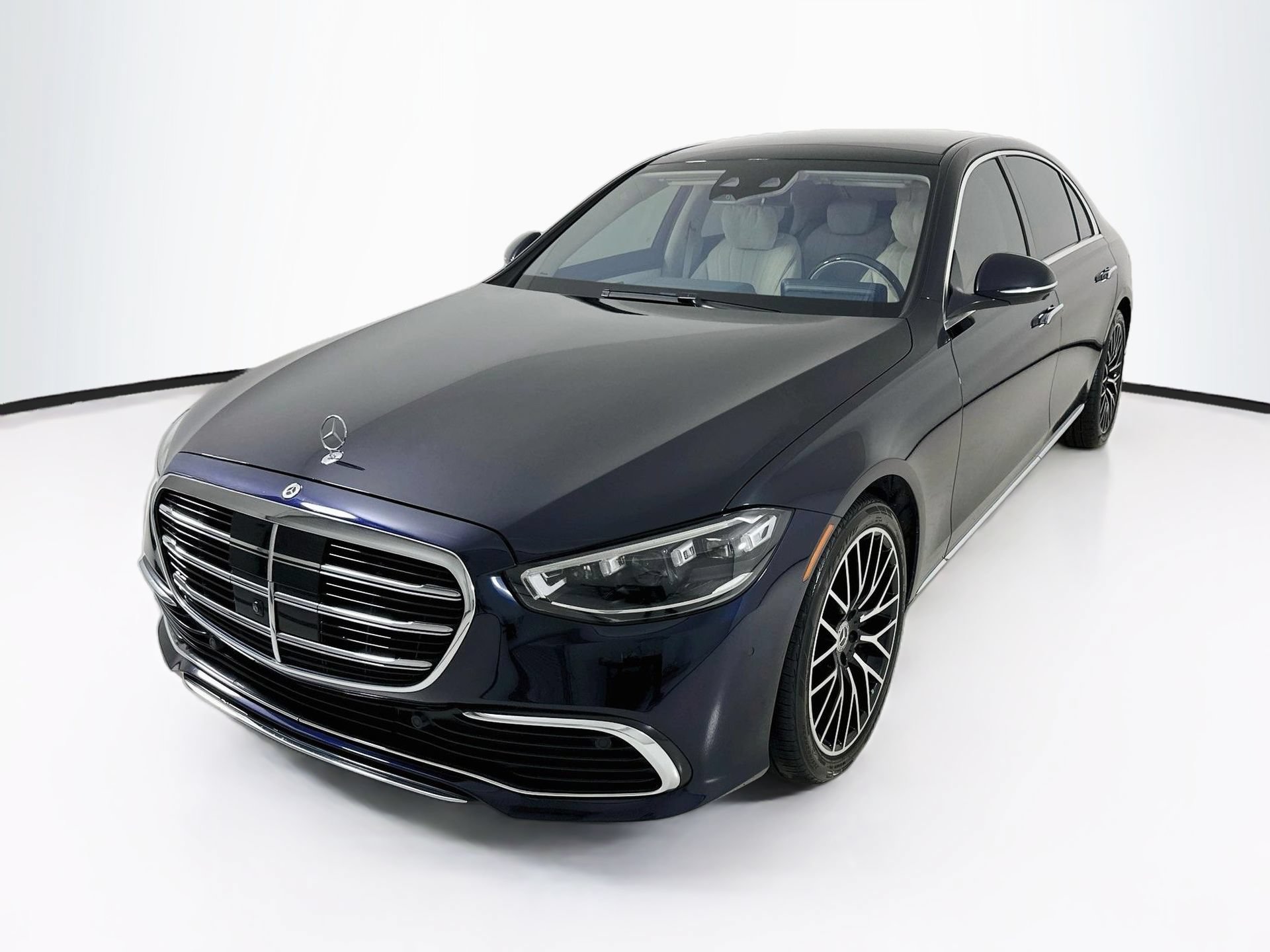 Certified 2023 Mercedes-Benz S 500 4MATIC image 3