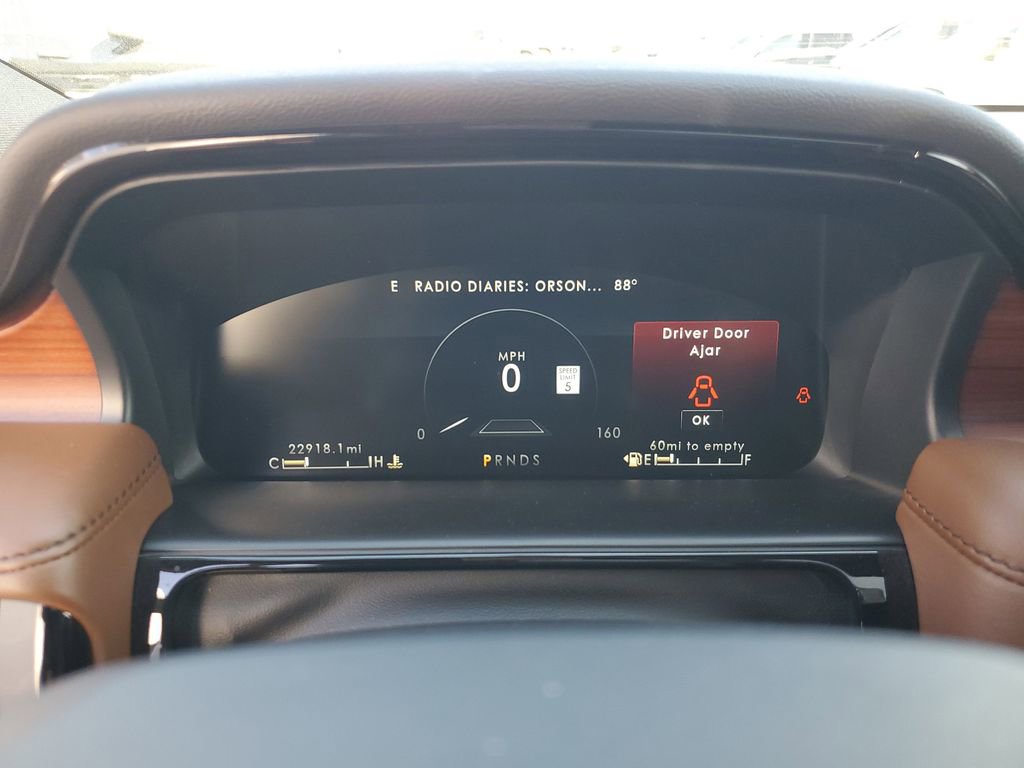 Used 2023 Lincoln Nautilus Reserve w/ Equipment Group 201A image 25