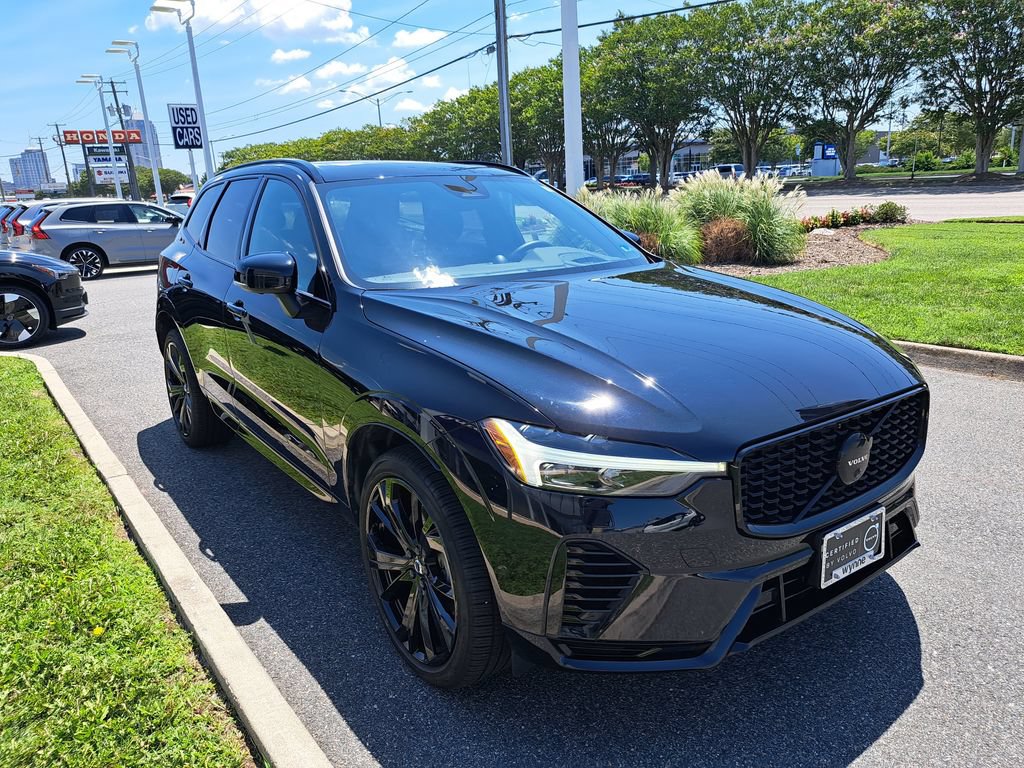Used 2024 Volvo XC60 T8 Ultimate w/ Climate Package AWD/4WD image 4
