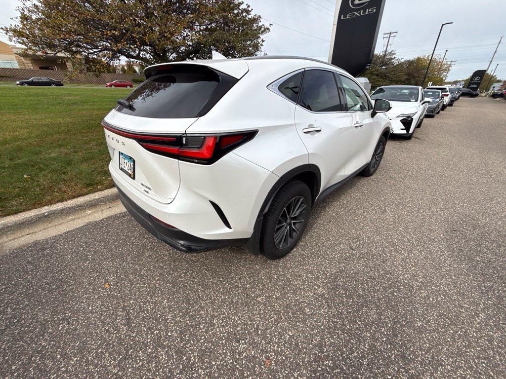 Used 2022 Lexus NX 350 AWD image 8