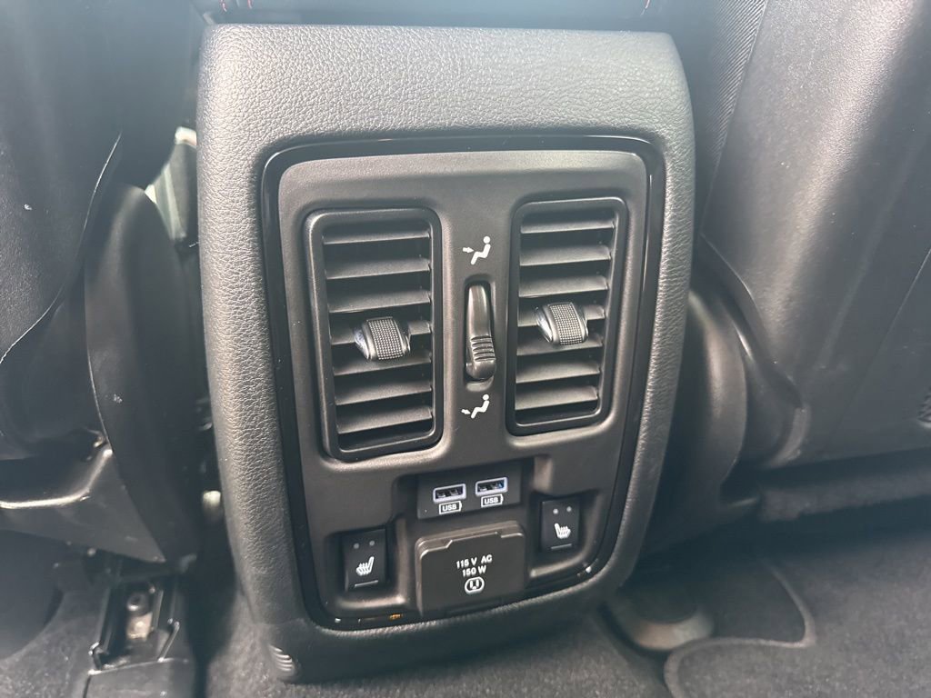 Certified 2025 Dodge Durango GT image 23