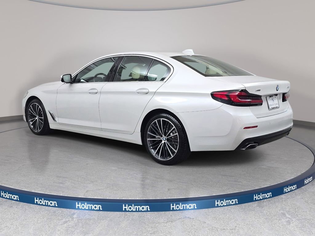 Certified 2022 BMW 530i xDrive w/ Convenience Package AWD/4WD image 7