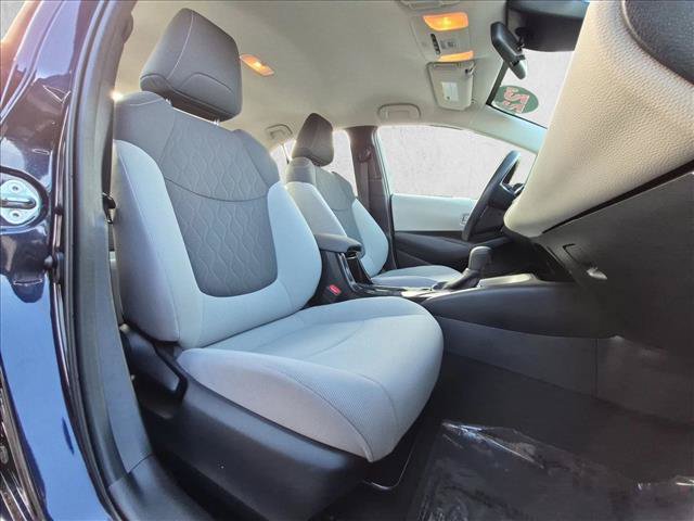 Used 2022 Toyota Corolla LE w/ LE Convenience Package FWD image 18