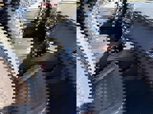 Used 2021 GMC Yukon SLT w/ SLT Premium Package image 23