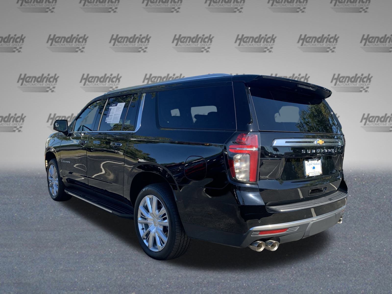 Used 2024 Chevrolet Suburban High Country w/ Max Trailering Package image 7