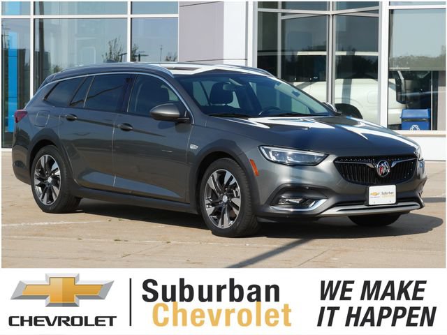 Used 2018 Buick Regal Essence w/ Driver Confidence Package #1 AWD/4WD image 1