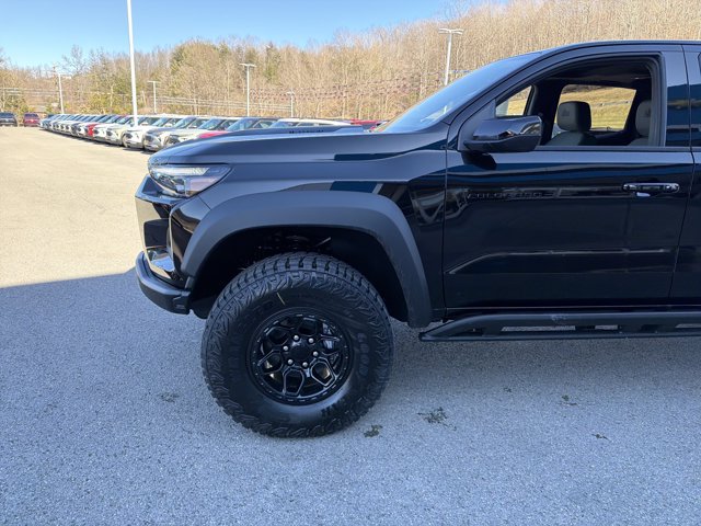 New 2026 Chevrolet Colorado ZR2 w/ ZR2 Bison Edition AWD/4WD image 9