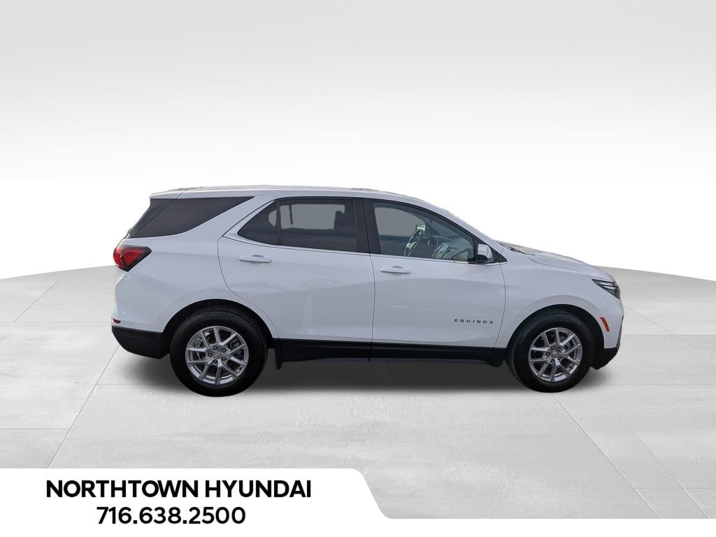 Used 2022 Chevrolet Equinox LT image 3