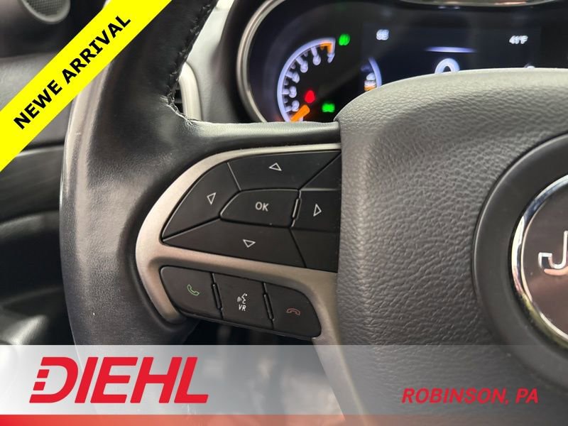 Used 2021 Jeep Grand Cherokee Laredo X image 22